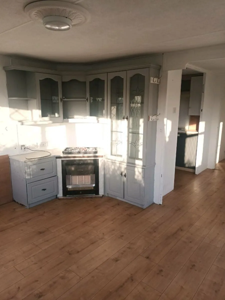 3 bed mobile home - Image 2