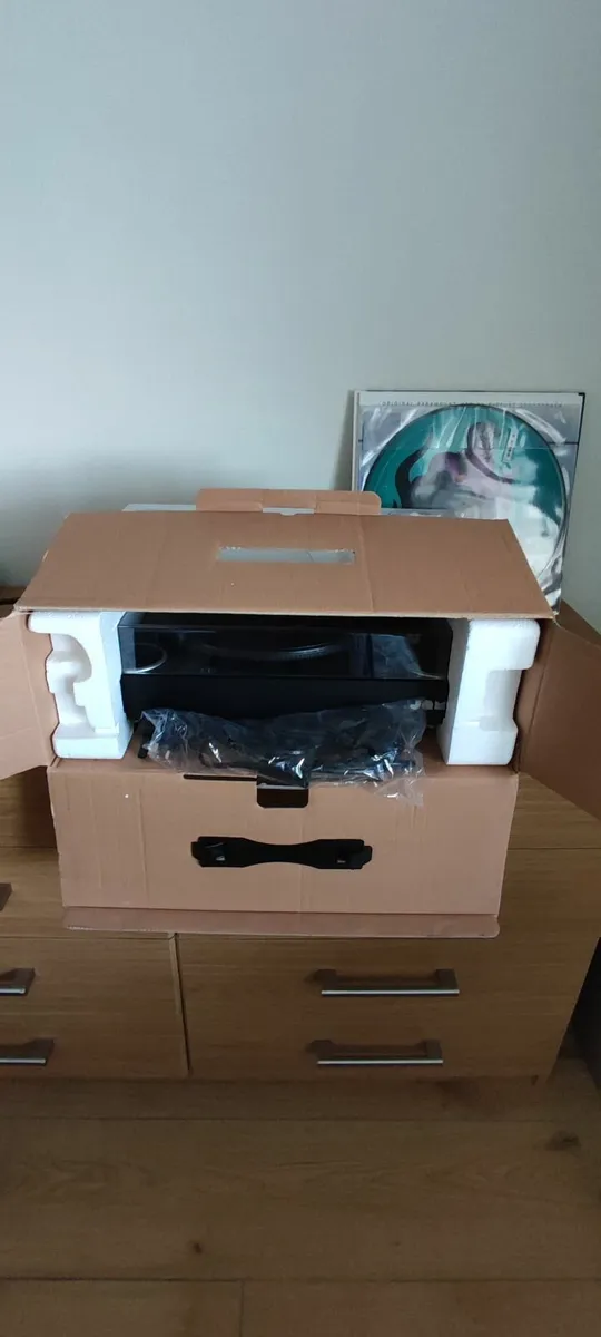 Jam Play All in one Turntable - Image 4