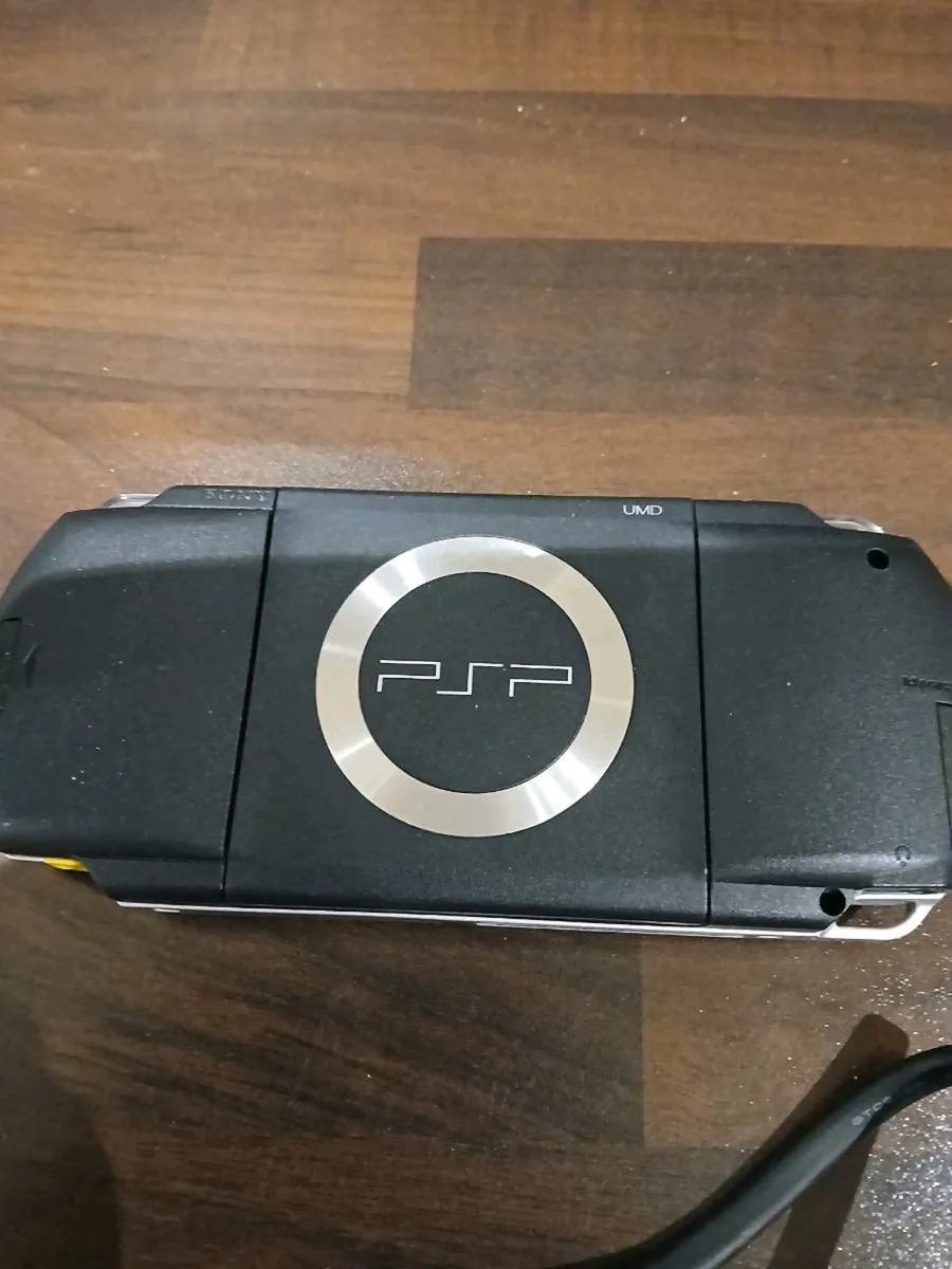 Sony PSP game system - Image 3