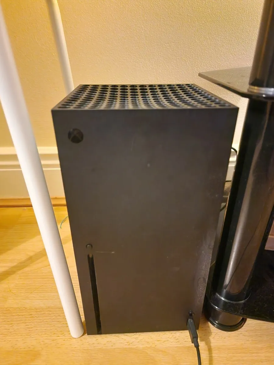 Xbox Series X 1TB - Image 3