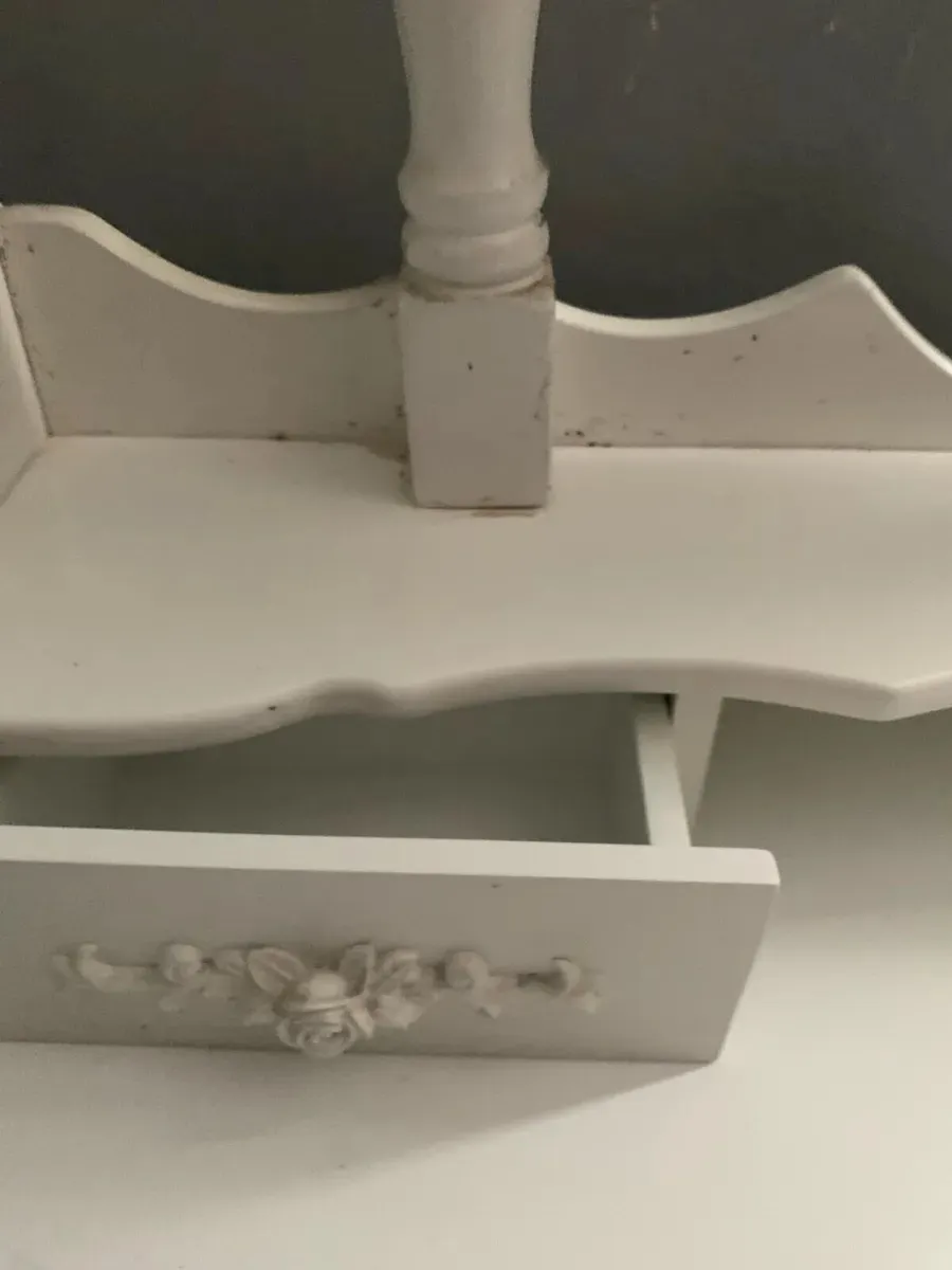 Make up table and stool - Image 4