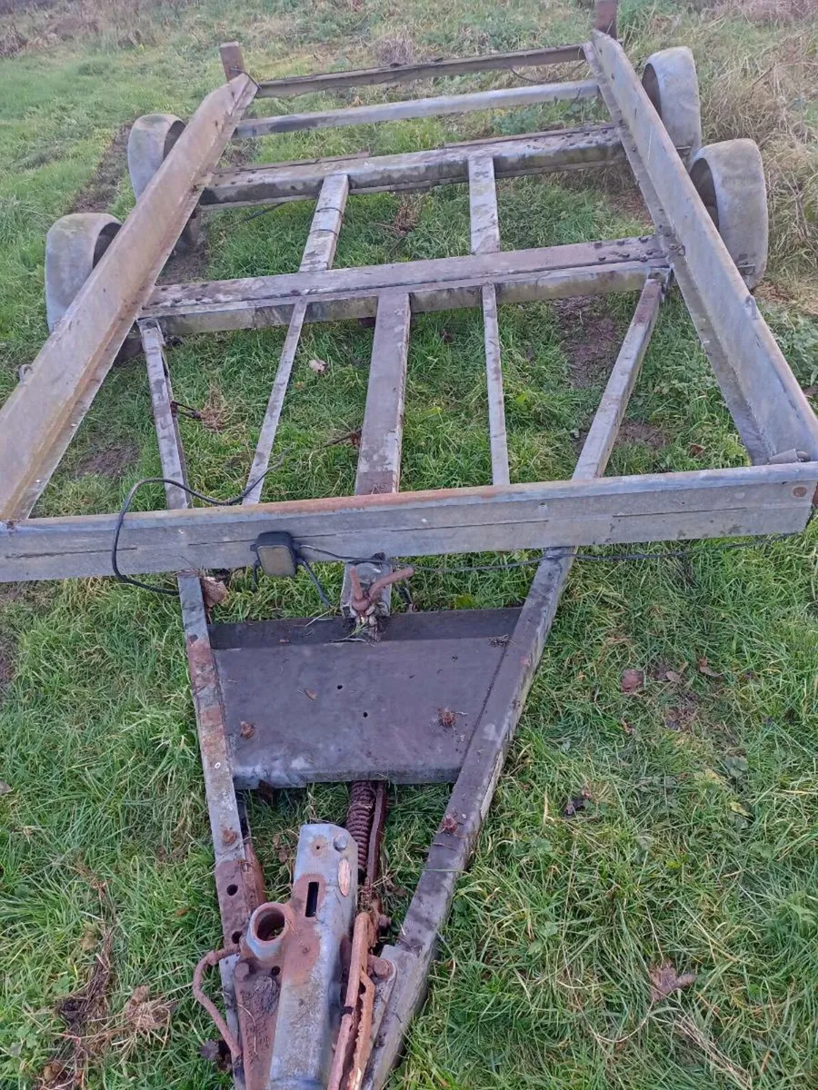 Corolla van - Image 2