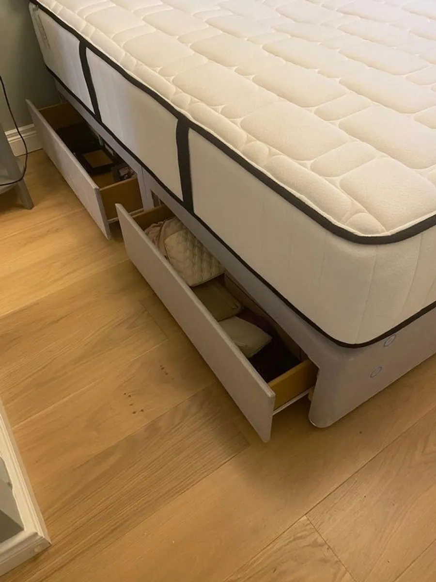 Beautiful Double Bed & King Koil Mattress - Image 3