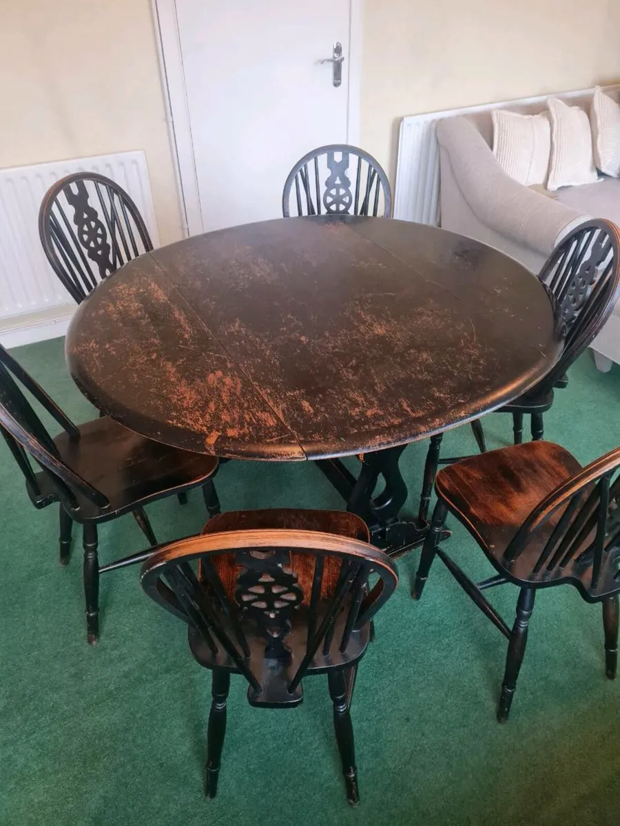 Antique Windsor style dining table and chairs - Image 1