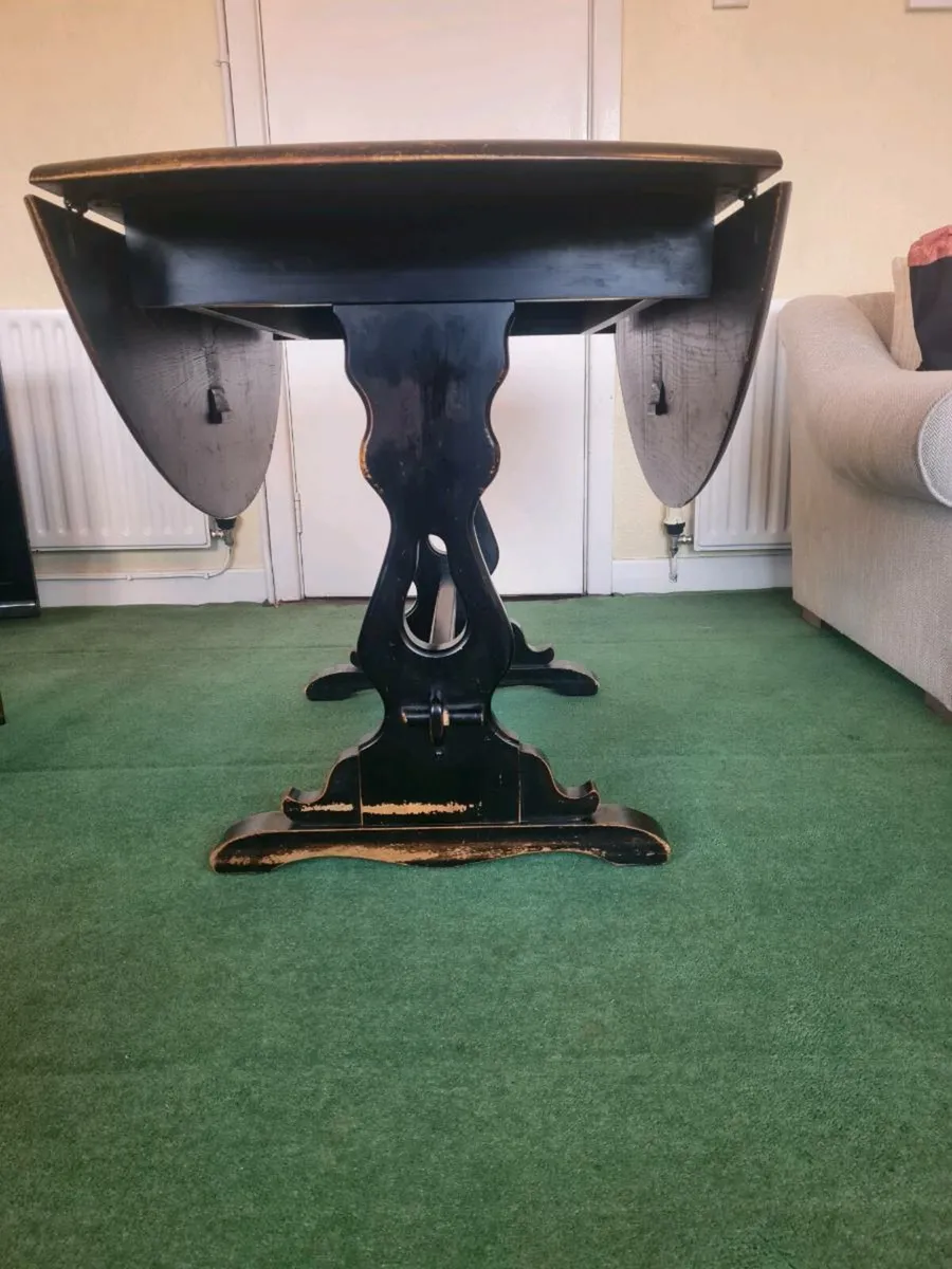 Antique Windsor style dining table and chairs - Image 2