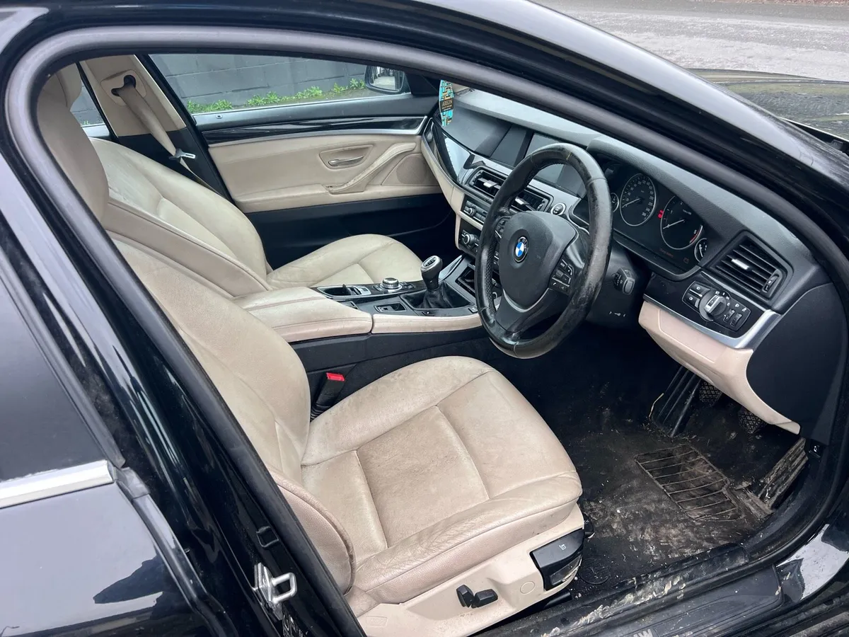 BMW 520d 2011 - Image 3