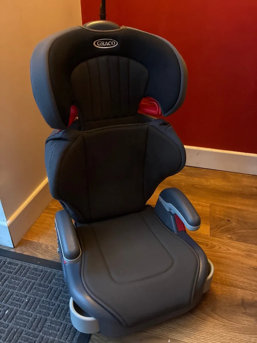 Car seat booster - Image 1