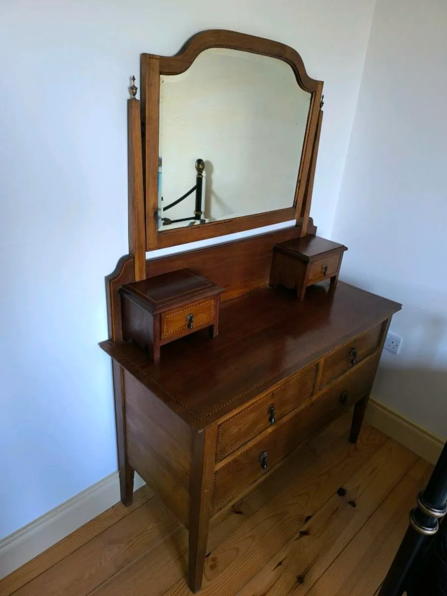 Antique Dress Table – Perfect for Decoration - Image 2