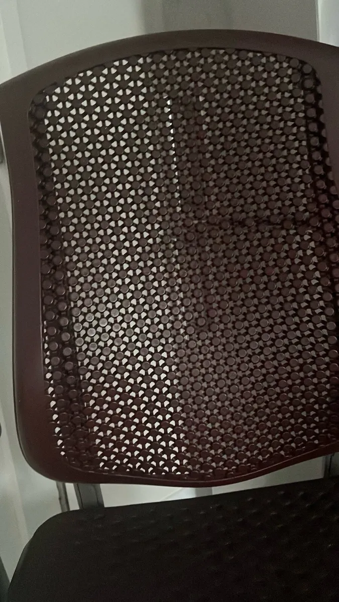 Herman Miller Celle Original-excellent condition - Image 4