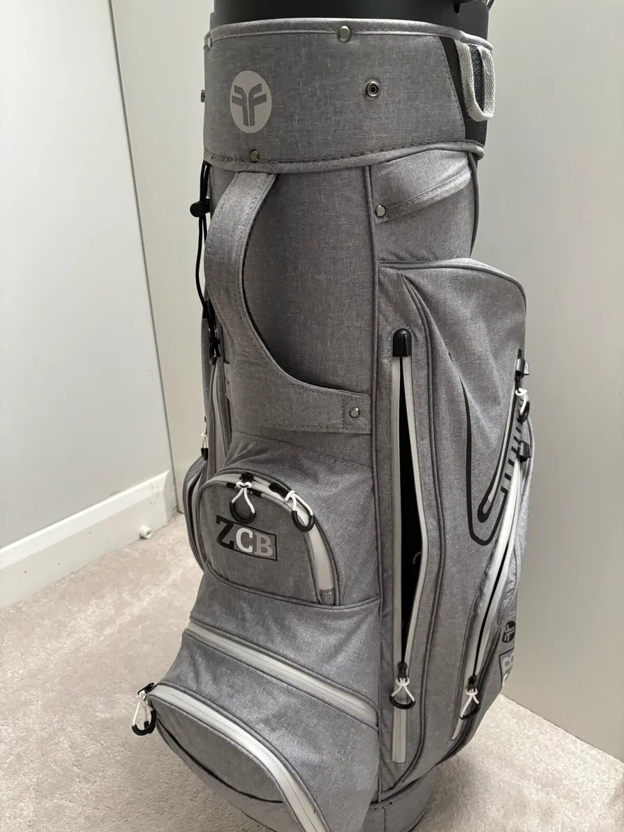Fastfold Golf Bag - Image 3