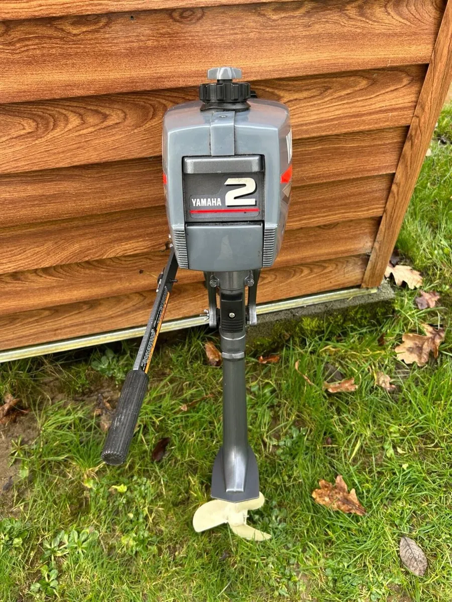 Yamaha 2 hp 2 stroke outboard engine - Image 3