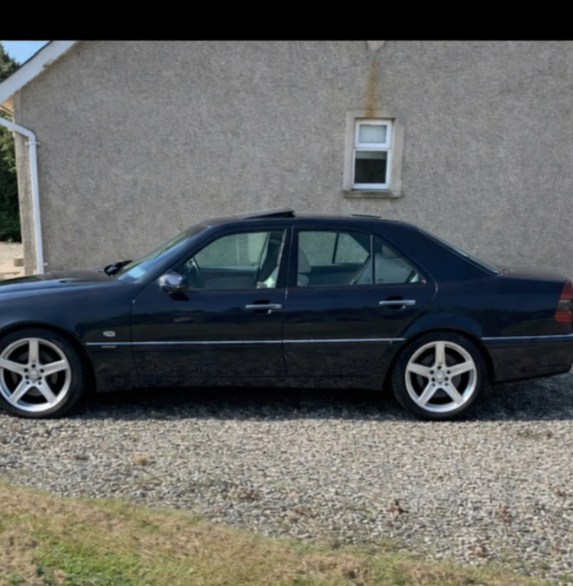 W202 merc - Image 2