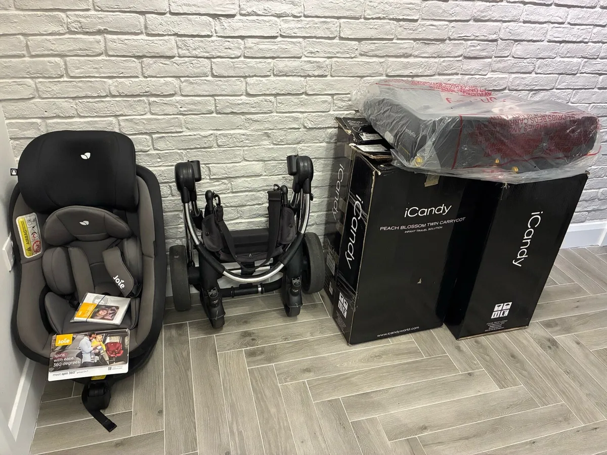 Icandy double buggy, 2 isofix station, joie seat - Image 1