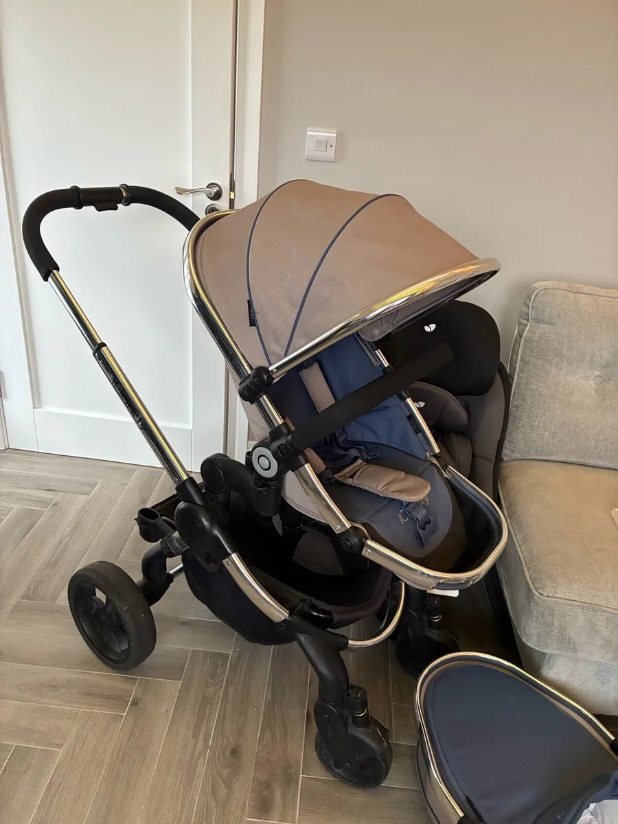 Icandy double buggy, 2 isofix station, joie seat - Image 3