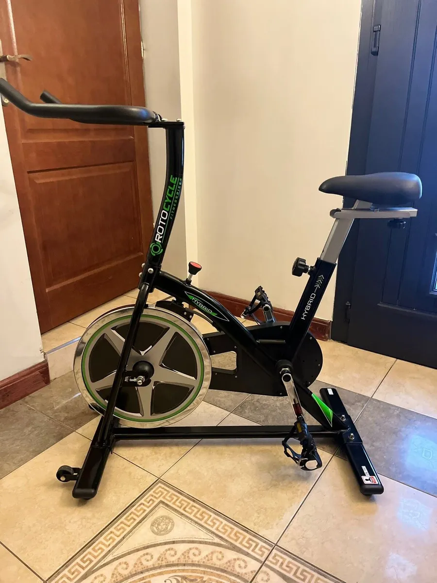 Exercise bike - Image 1