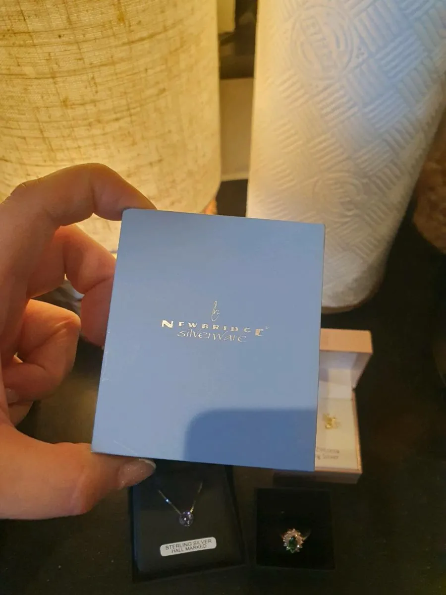 Jewellery bundle - Image 3