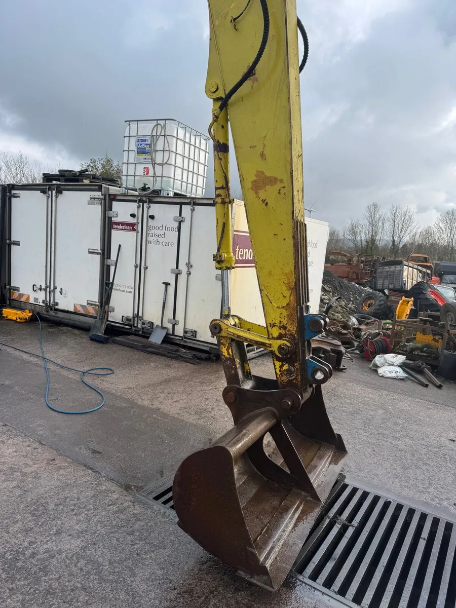 KOBELCO SK130LC MK4 Excavator - Image 2