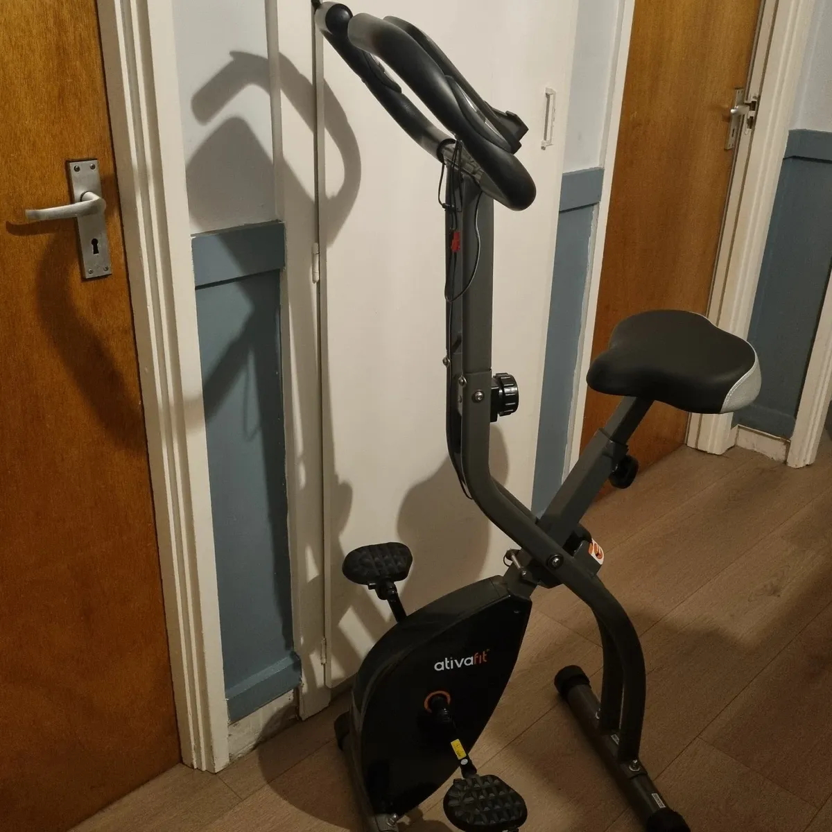Exercise bike - Image 4