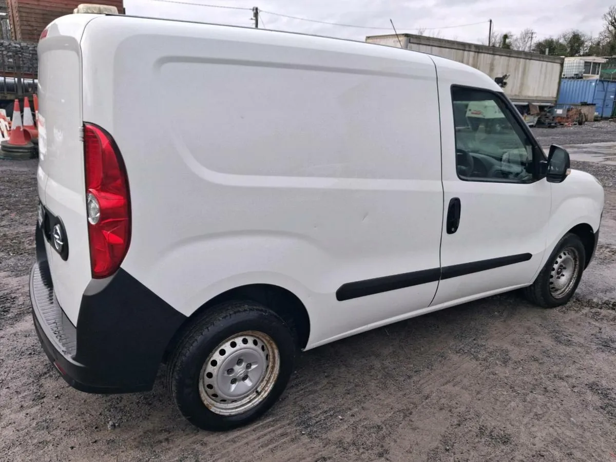 2017 Opel Combo - Image 4