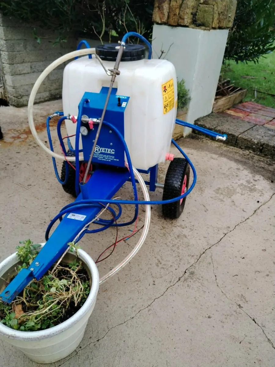 Quad sprayer - Image 1