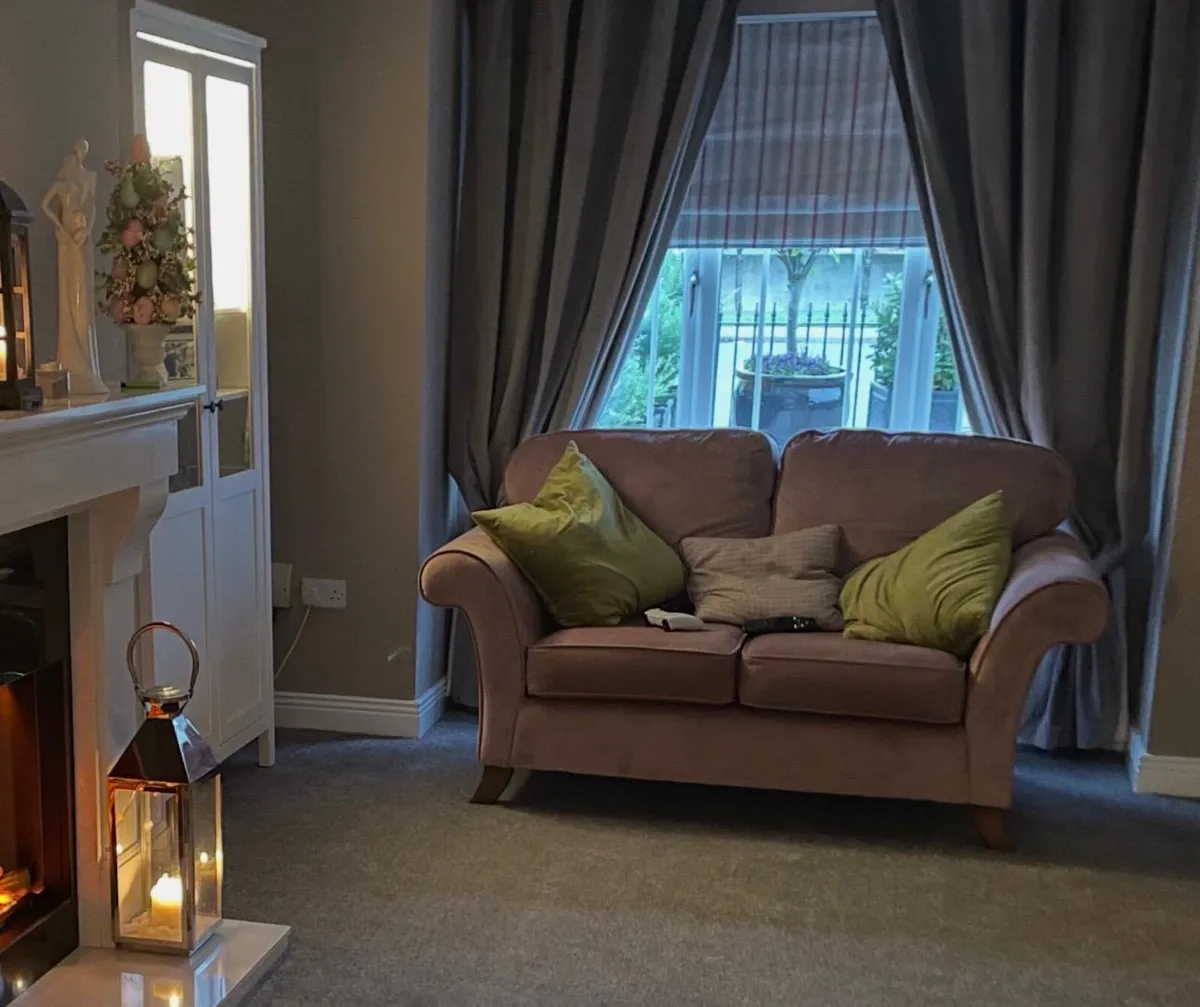 3 PIECE SUITE - Image 1