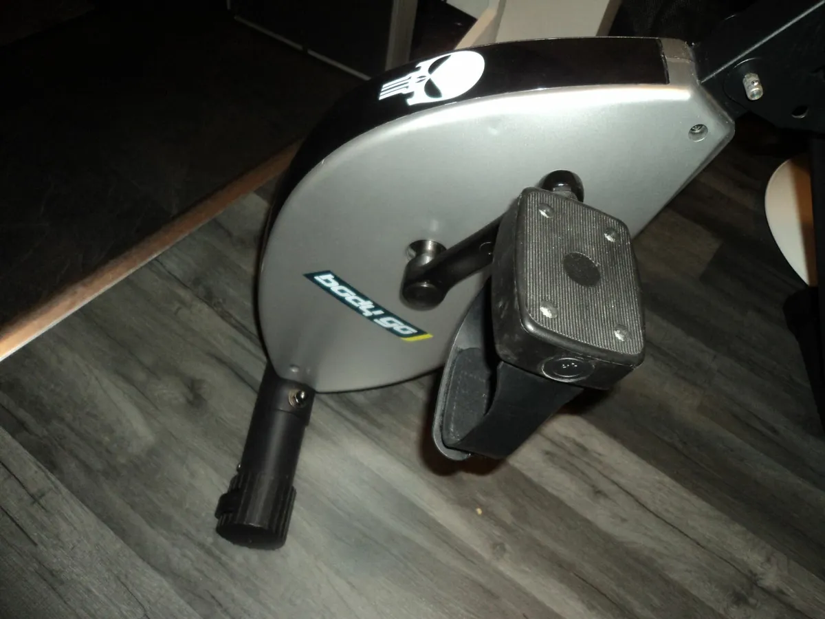 Folding exercise bike - Image 3