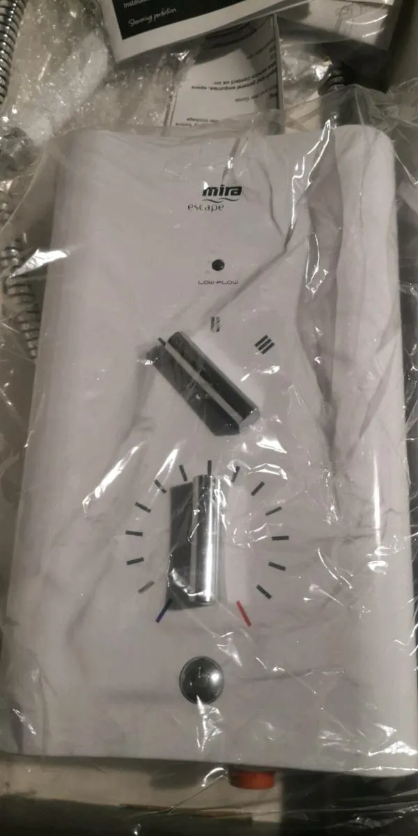 Mira escape electric shower - Image 1