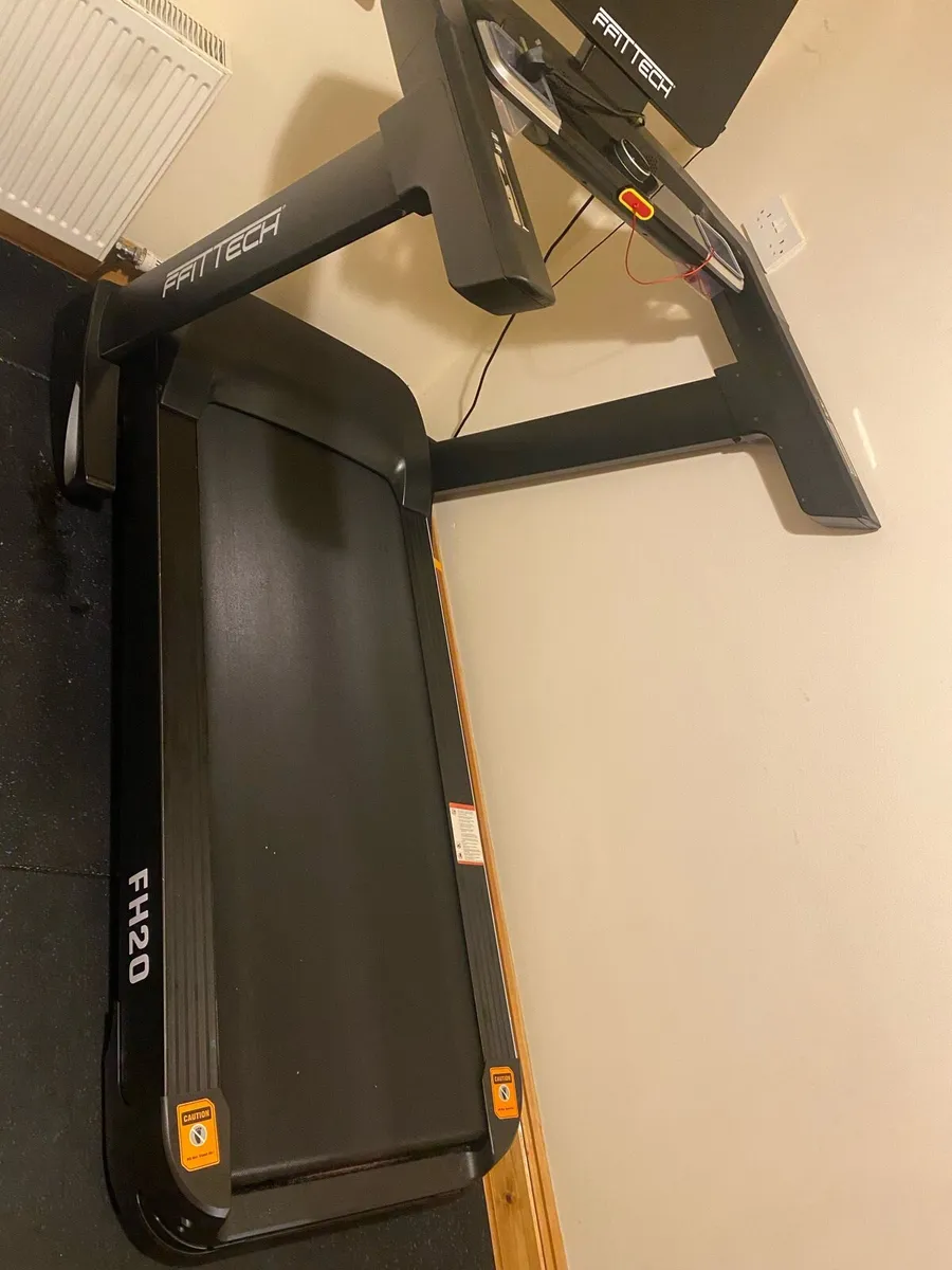 Treadmill, Spin bike and Bench - Image 2