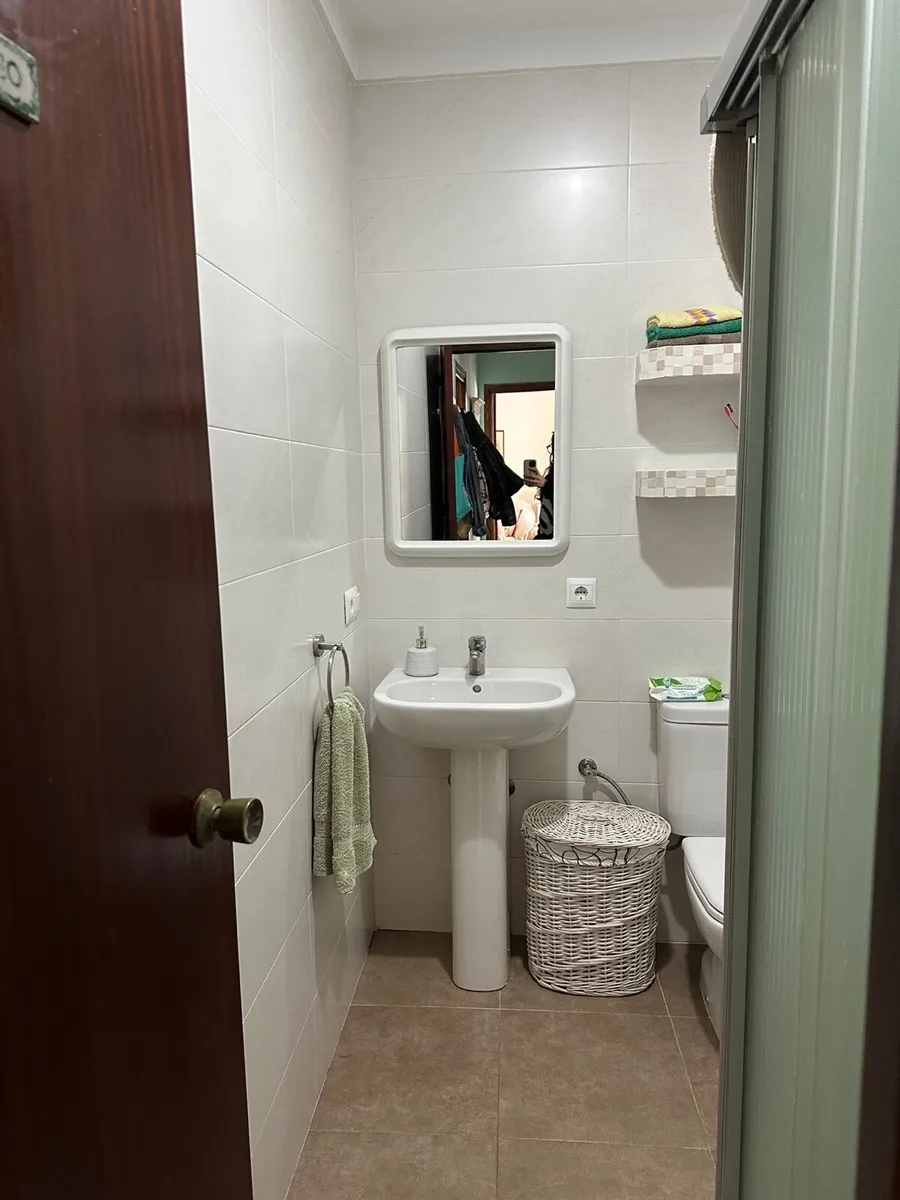 Large Apartment in Nerja, Málaga, Costa del Sol. - Image 4