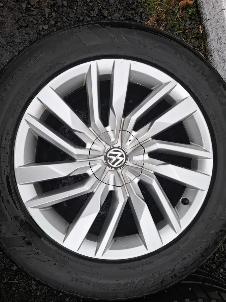19" Genuine Vw Touareg Alloys with tyres - Image 2