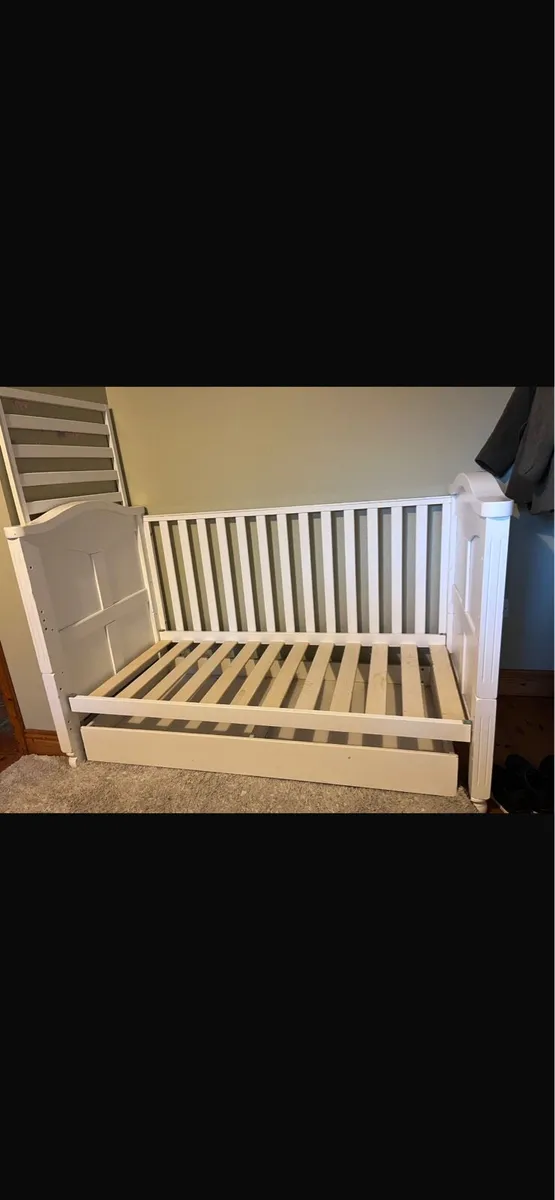 Baby Cot Bed - Image 3