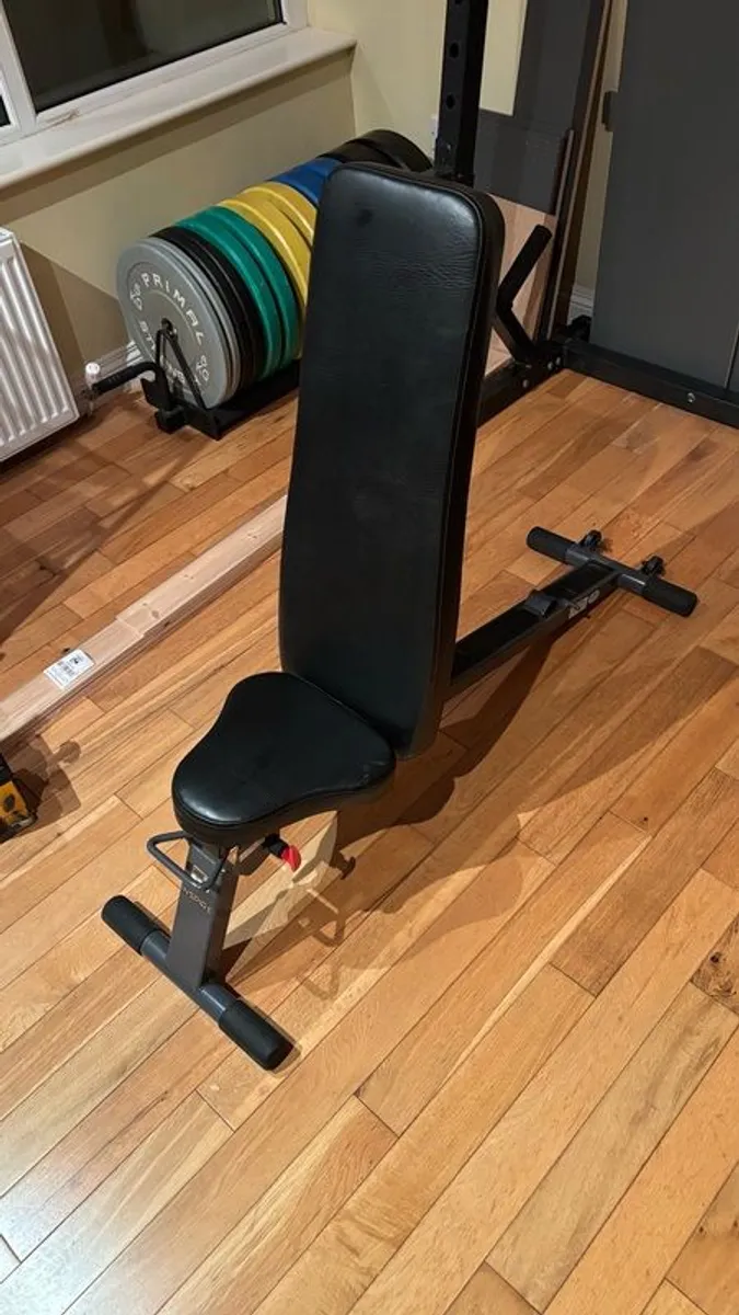 Folding adjustable bench - Image 1