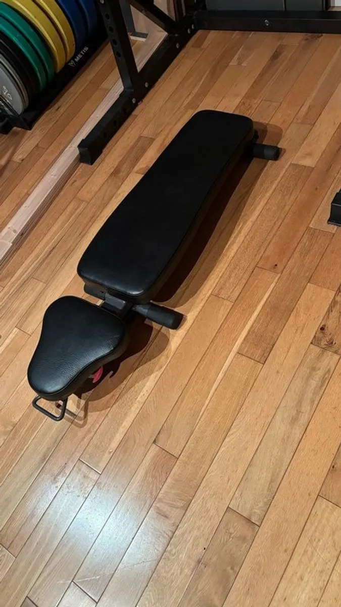 Folding adjustable bench - Image 2