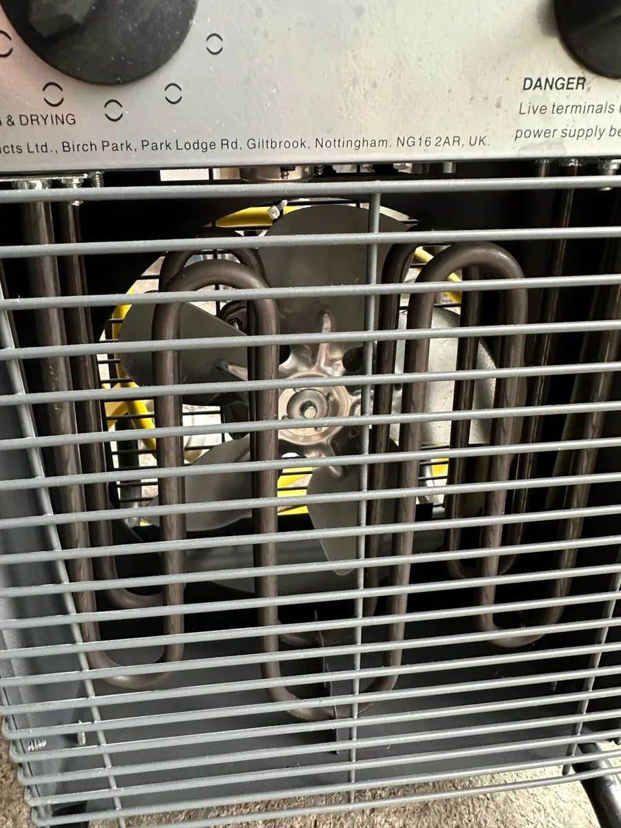 RHINO   HEATING - Image 4