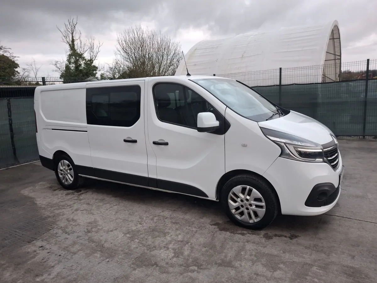 202 Renault Trafic Crew cab Sport - Image 1