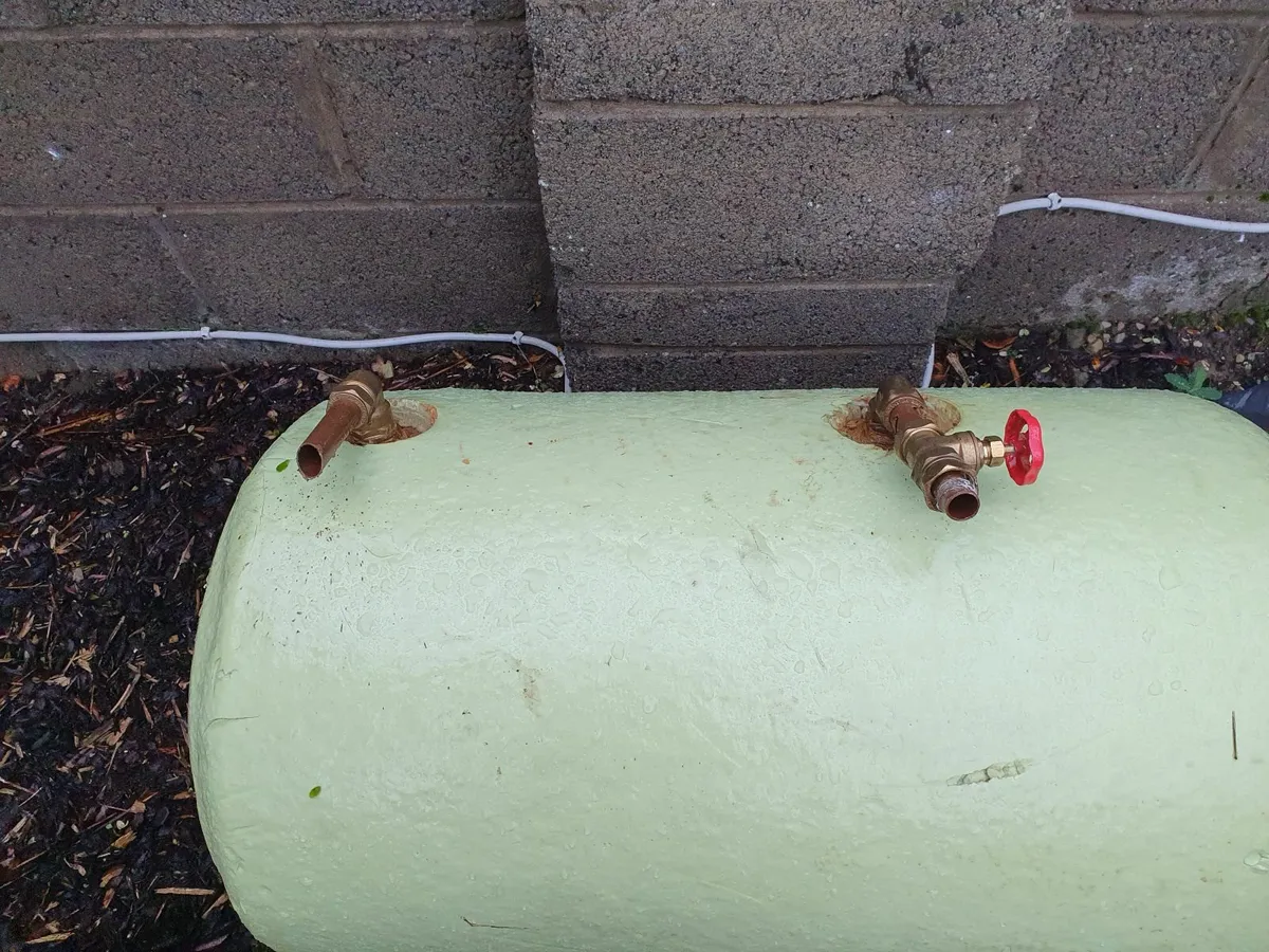 Immersion tank, heater and pump for sale - Image 4