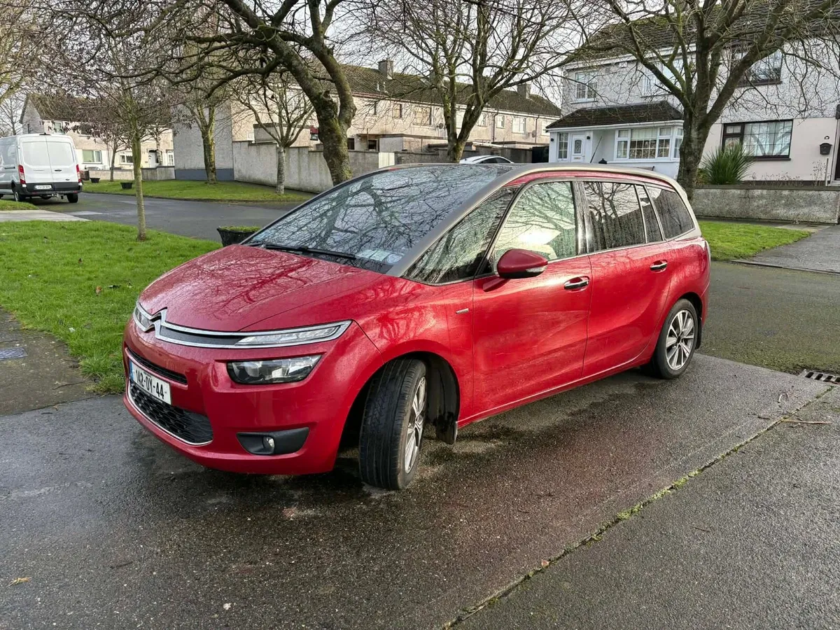 Citroen c4 Picasso 7 seater - Image 1