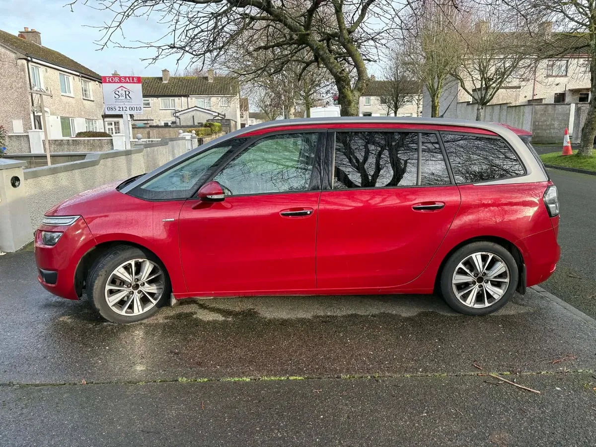 Citroen c4 Picasso 7 seater - Image 2