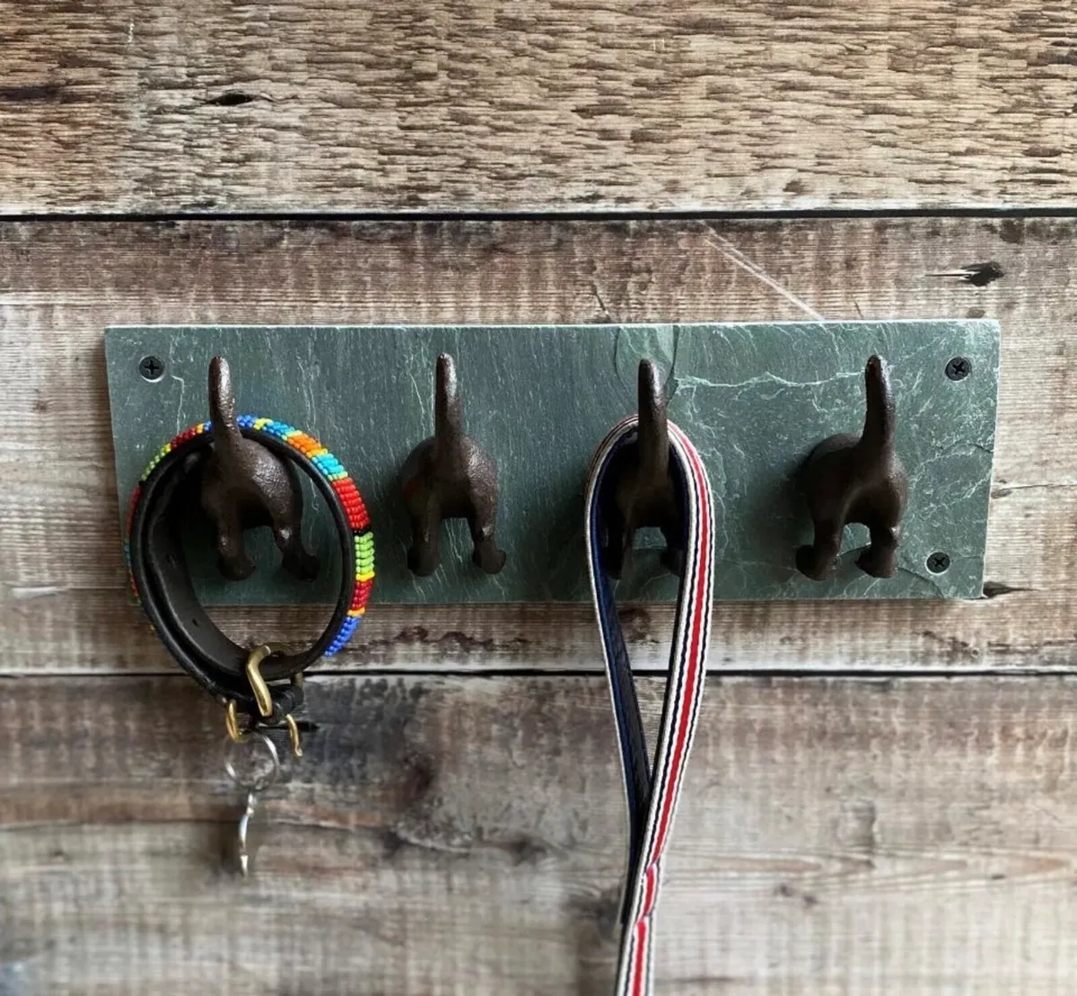 4 Dog Tails Coat Hooks Cast Iron & Slate NEW - Image 2