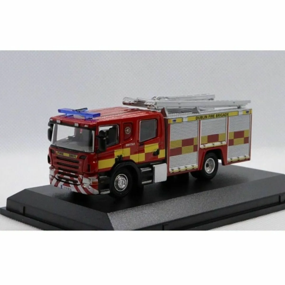 1:76 scale Dublin Fire Brigade, Free Post - Image 1
