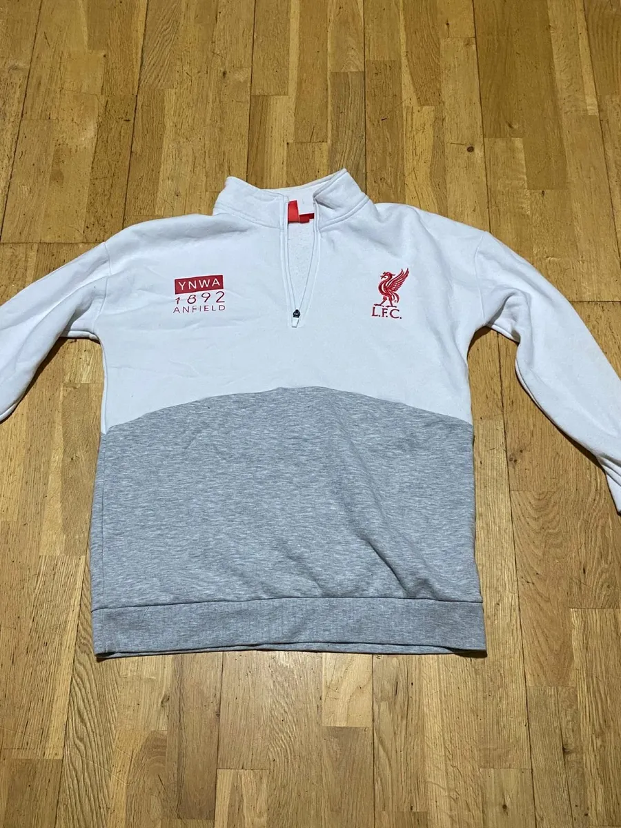 White jumper - Image 2