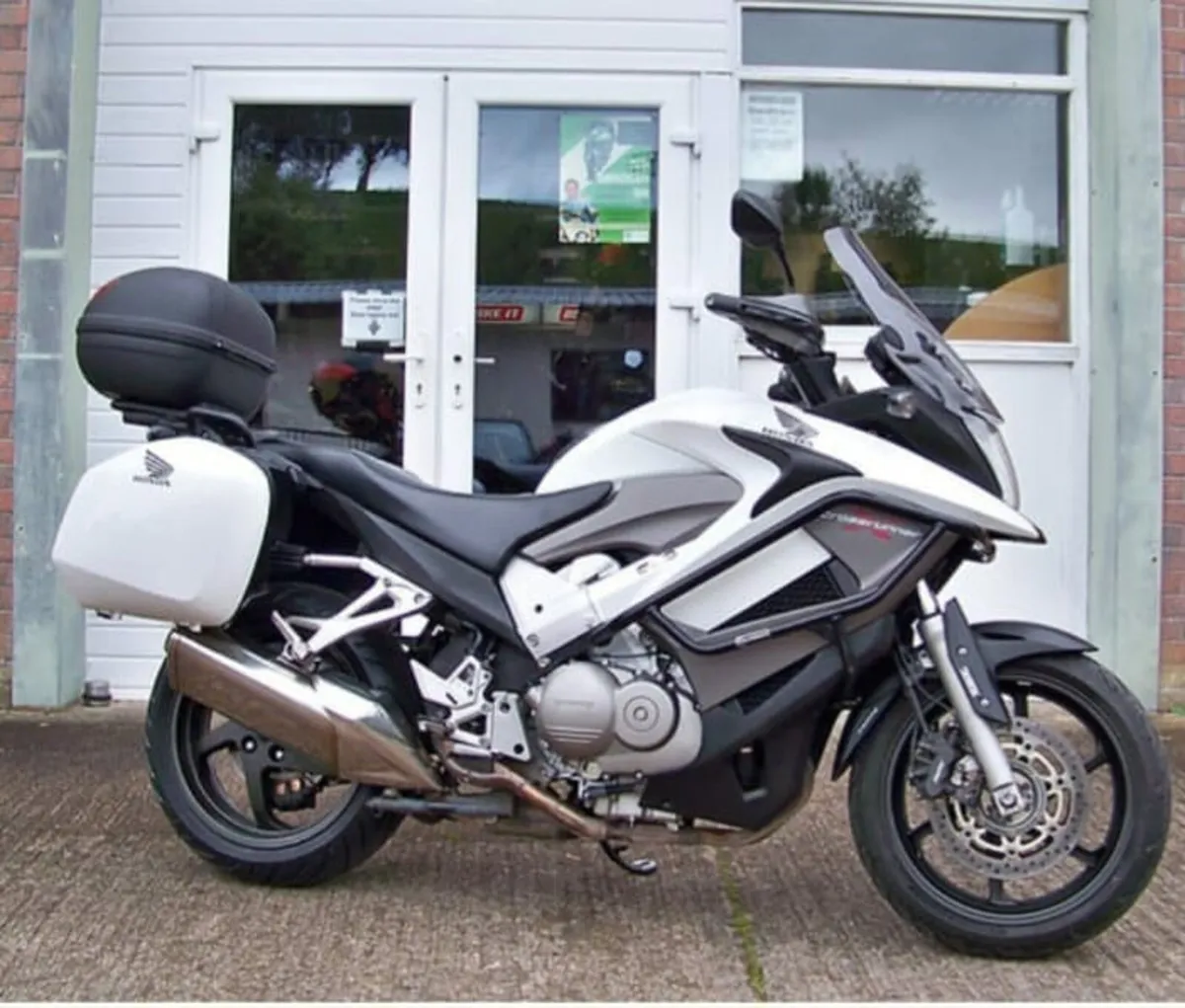 Motorcycle - Image 2