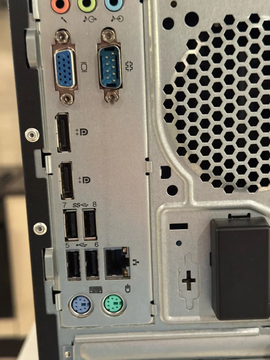 Lenovo thinkcentre i7 pc 220gb ssd 1tb hdd 32gb ra - Image 3