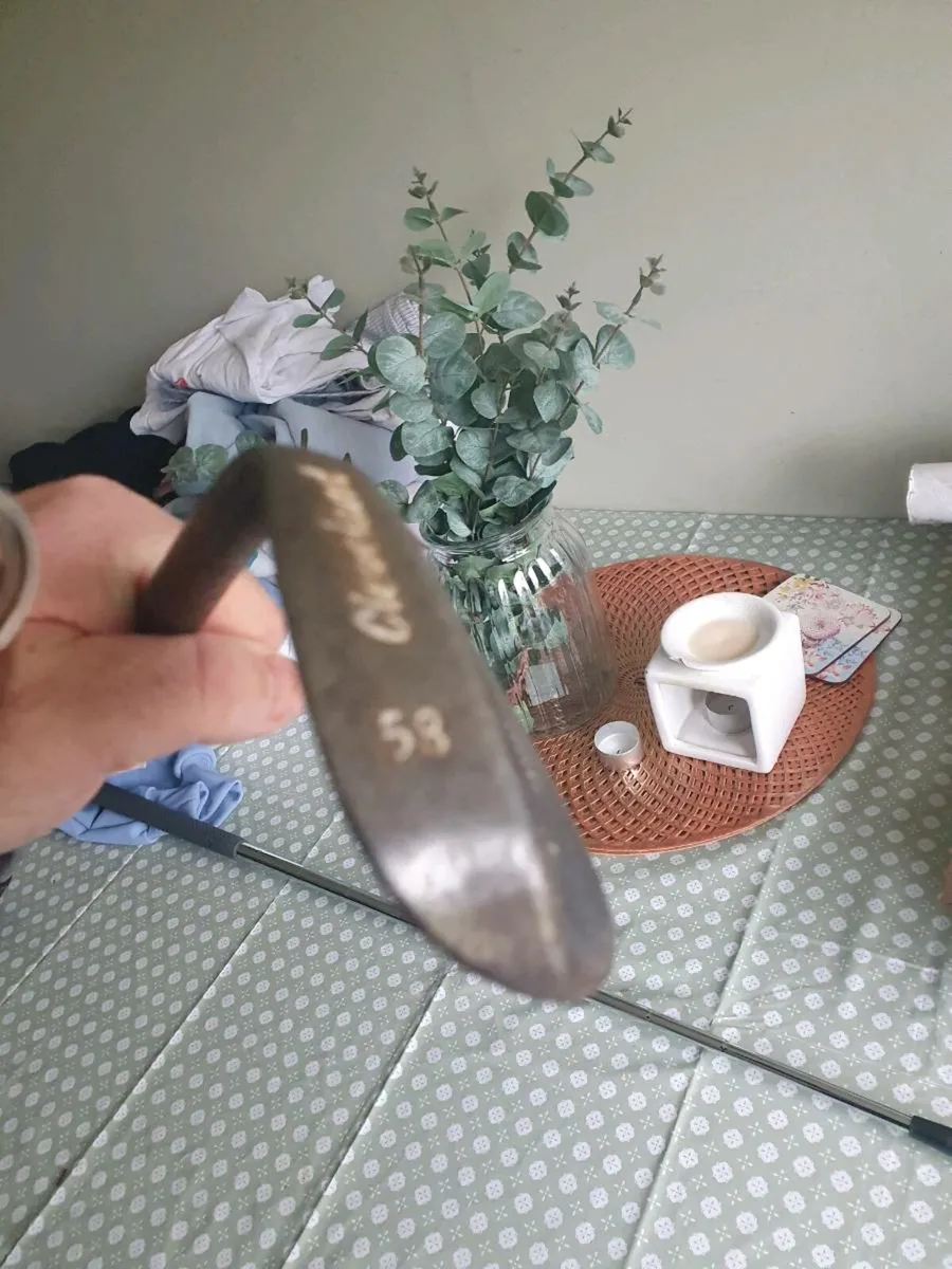 CLEVELAND 58o LOFT WEDGE - Image 1