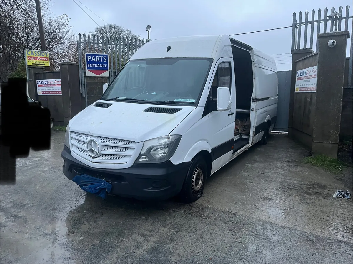 For Parts 2015 Mercedes Sprinter 313 - Image 2