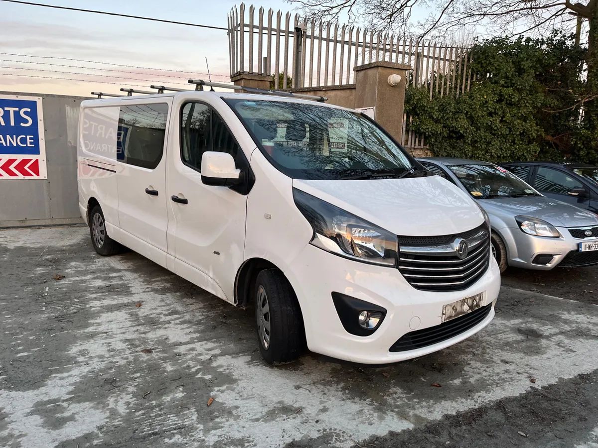 For Parts 2015 Vauxhall Vivaro crew cab - Image 1