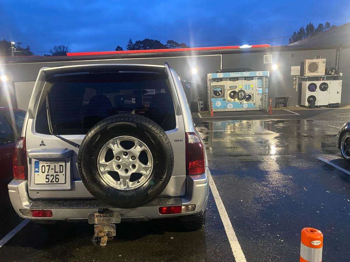 Mitsubishi Pajero 2007 - Image 3