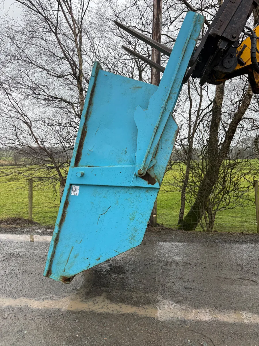 Crane Boat Skip - Image 2