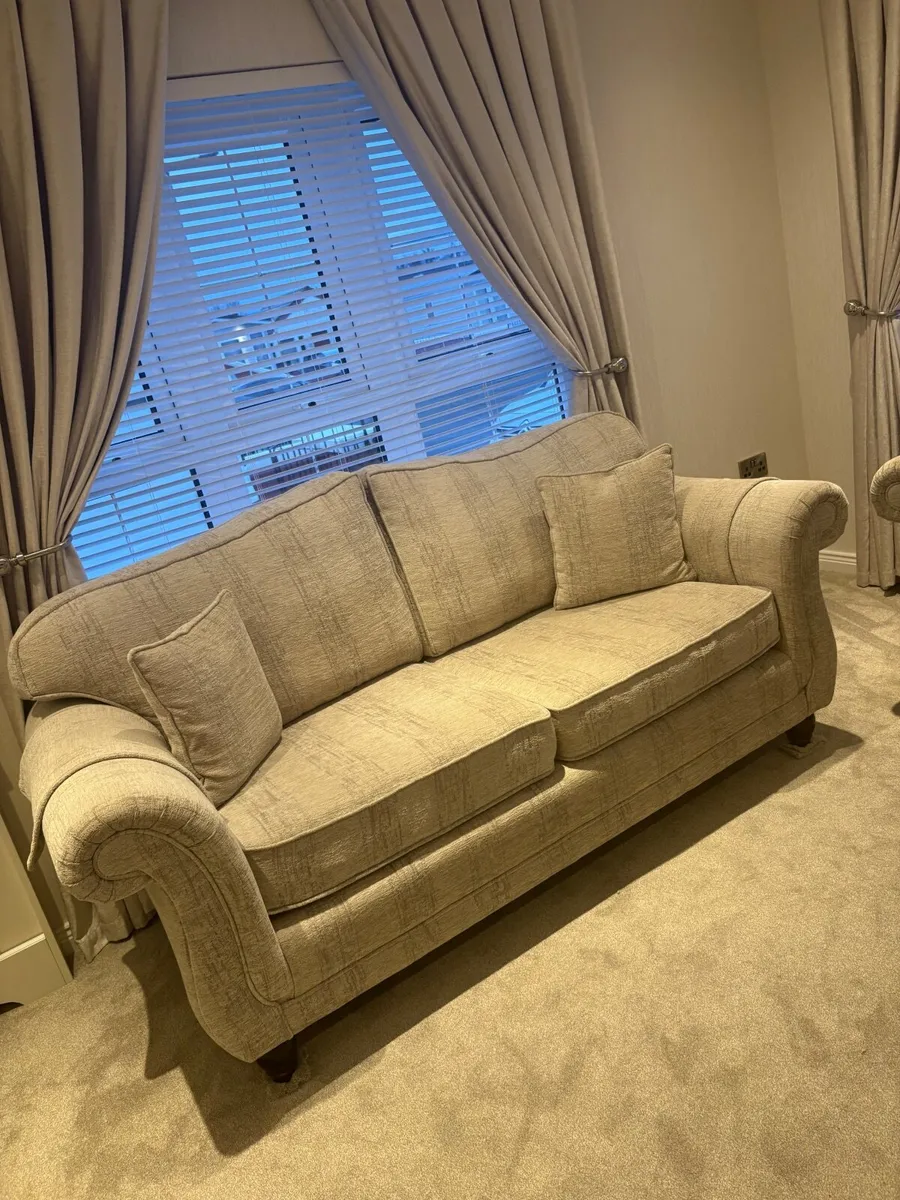 Sofa - Image 3