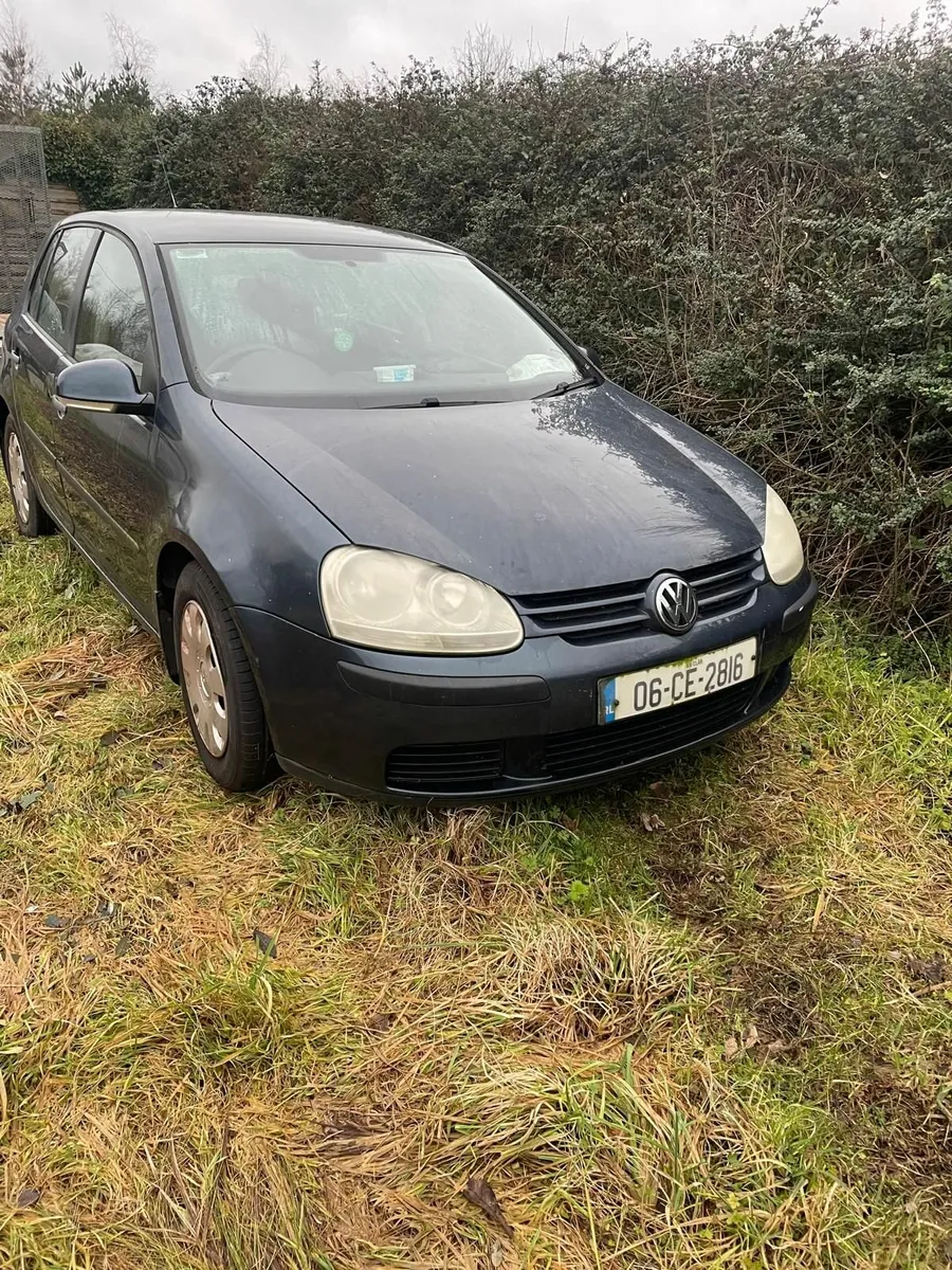Breaking VW Golf 2006 1.4 petrol 5 door - Image 1